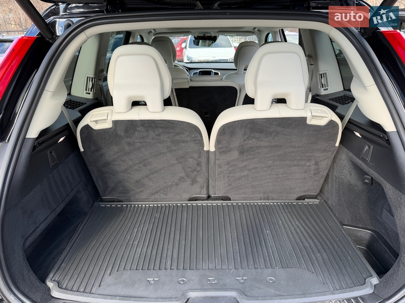 Внедорожник / Кроссовер Volvo XC90 2019 в Киеве