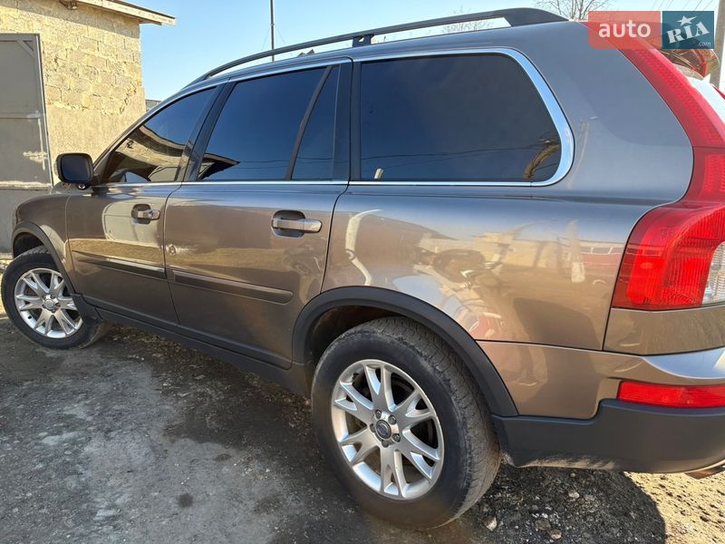 Внедорожник / Кроссовер Volvo XC90 2007 в Комарному