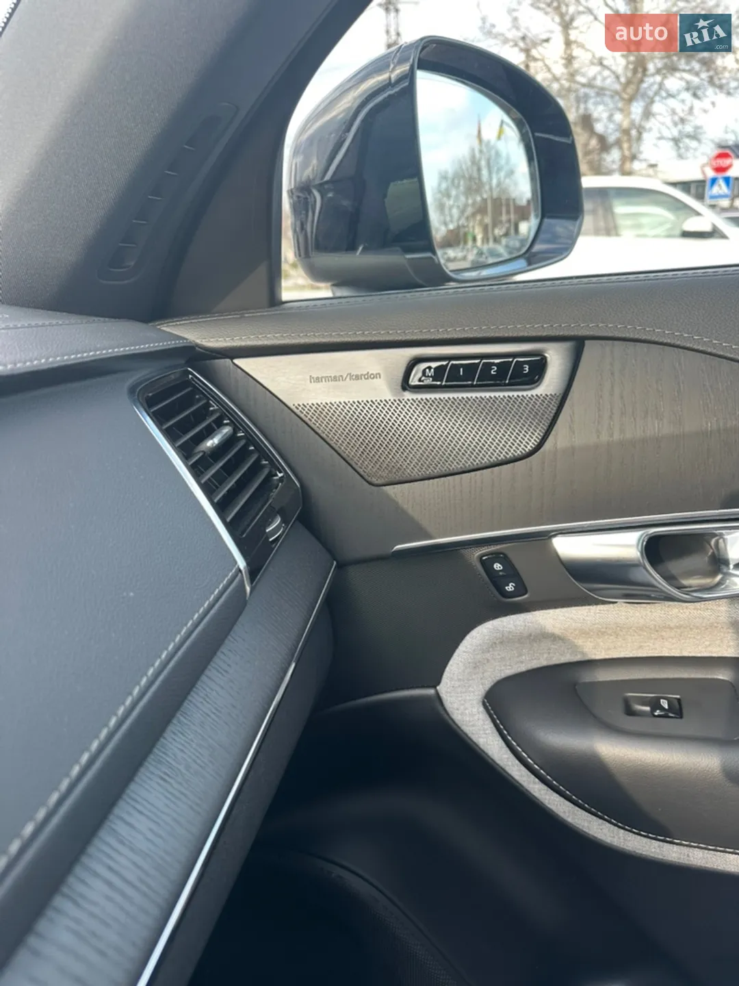 2021 Volvo XC90 - мініатюра 24