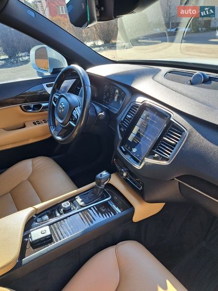 Внедорожник / Кроссовер Volvo XC90 2016 в Тернополе