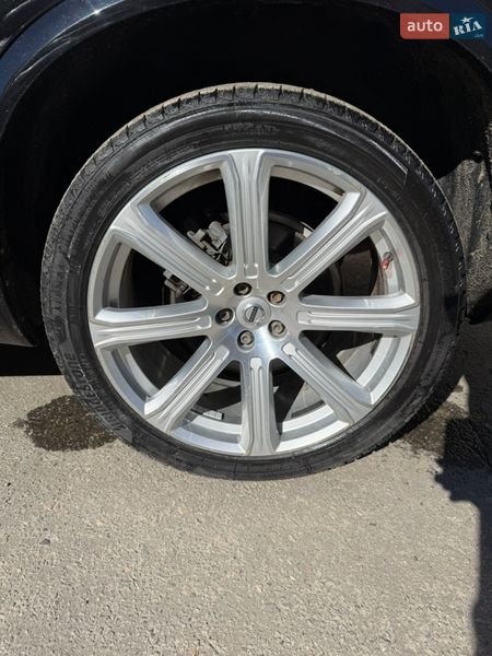 Внедорожник / Кроссовер Volvo XC90 2015 в Харькове