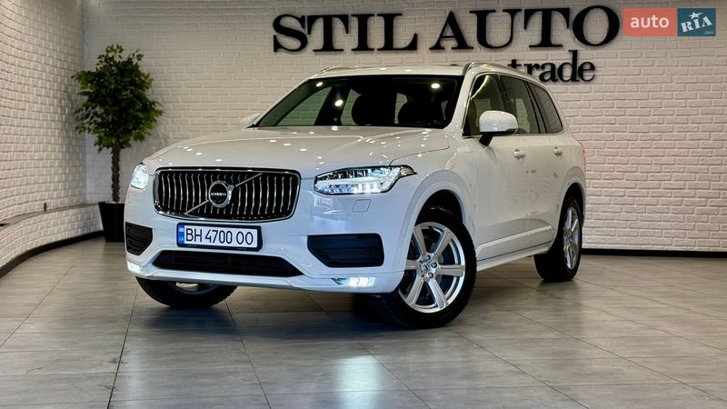 Volvo XC90 2019