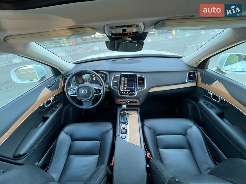 Внедорожник / Кроссовер Volvo XC90 2021 в Киеве