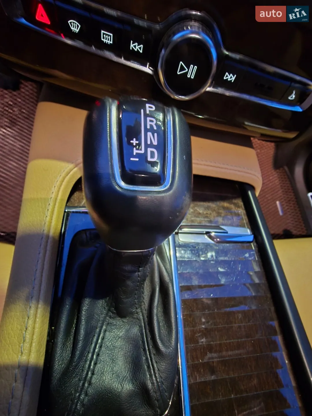 2016 Volvo XC90 - мініатюра 10