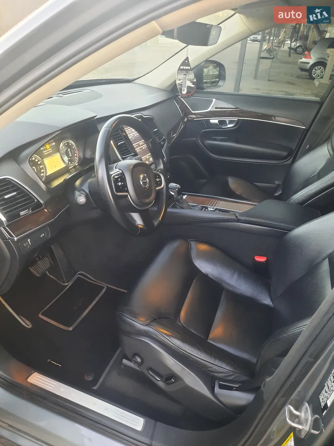 2015 Volvo XC90 - мініатюра 10
