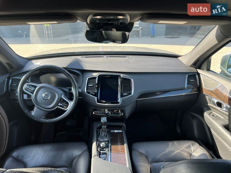 Внедорожник / Кроссовер Volvo XC90 2017 в Хмельницком