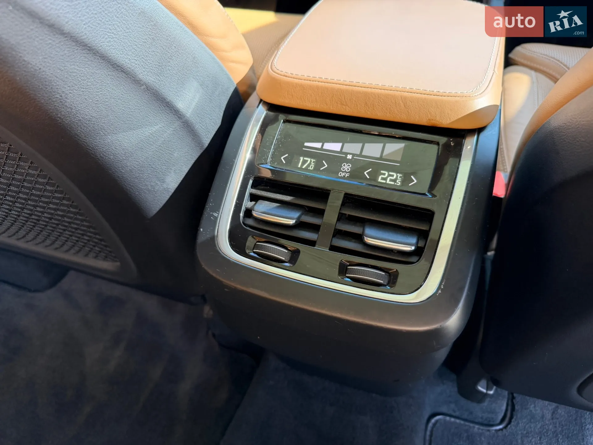 2015 Volvo XC90 - мініатюра 29