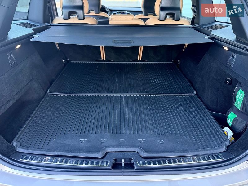 Внедорожник / Кроссовер Volvo XC90 2023 в Харькове