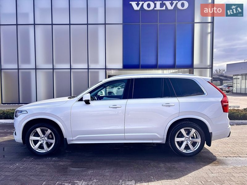 Volvo XC90 2019