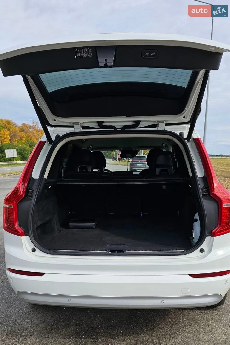 2021 Volvo XC90 - мініатюра 5