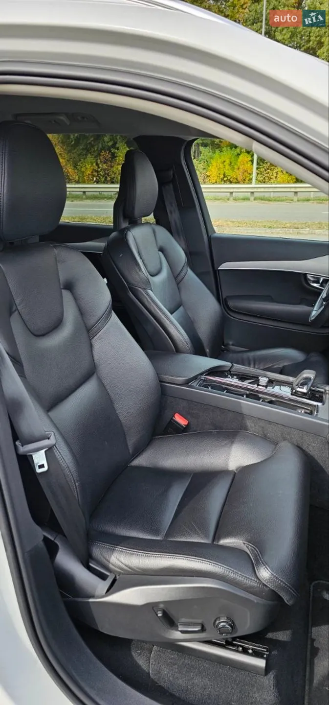 2021 Volvo XC90 - мініатюра 7