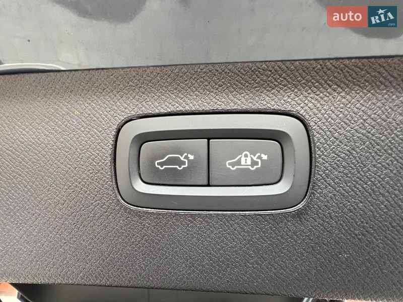 Позашляховик / Кросовер Volvo XC90 2019 в Івано-Франківську