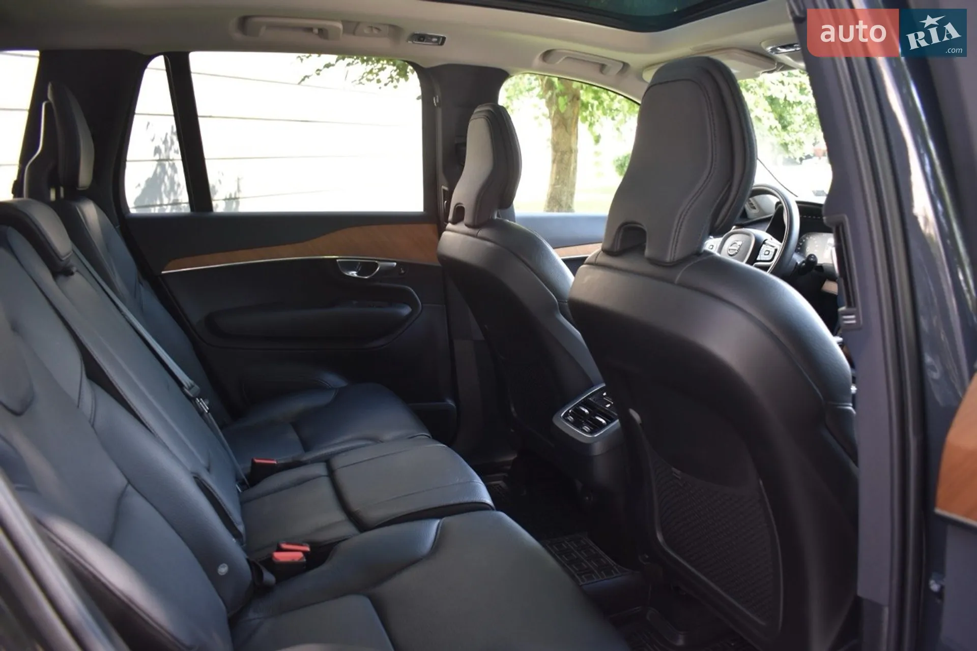 2022 Volvo XC90 - мініатюра 13
