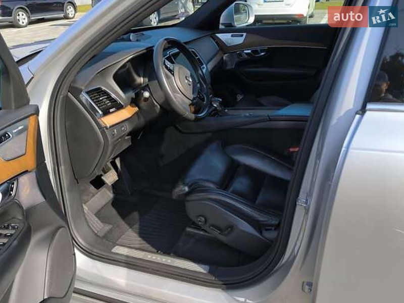 Внедорожник / Кроссовер Volvo XC90 2017 в Луцке