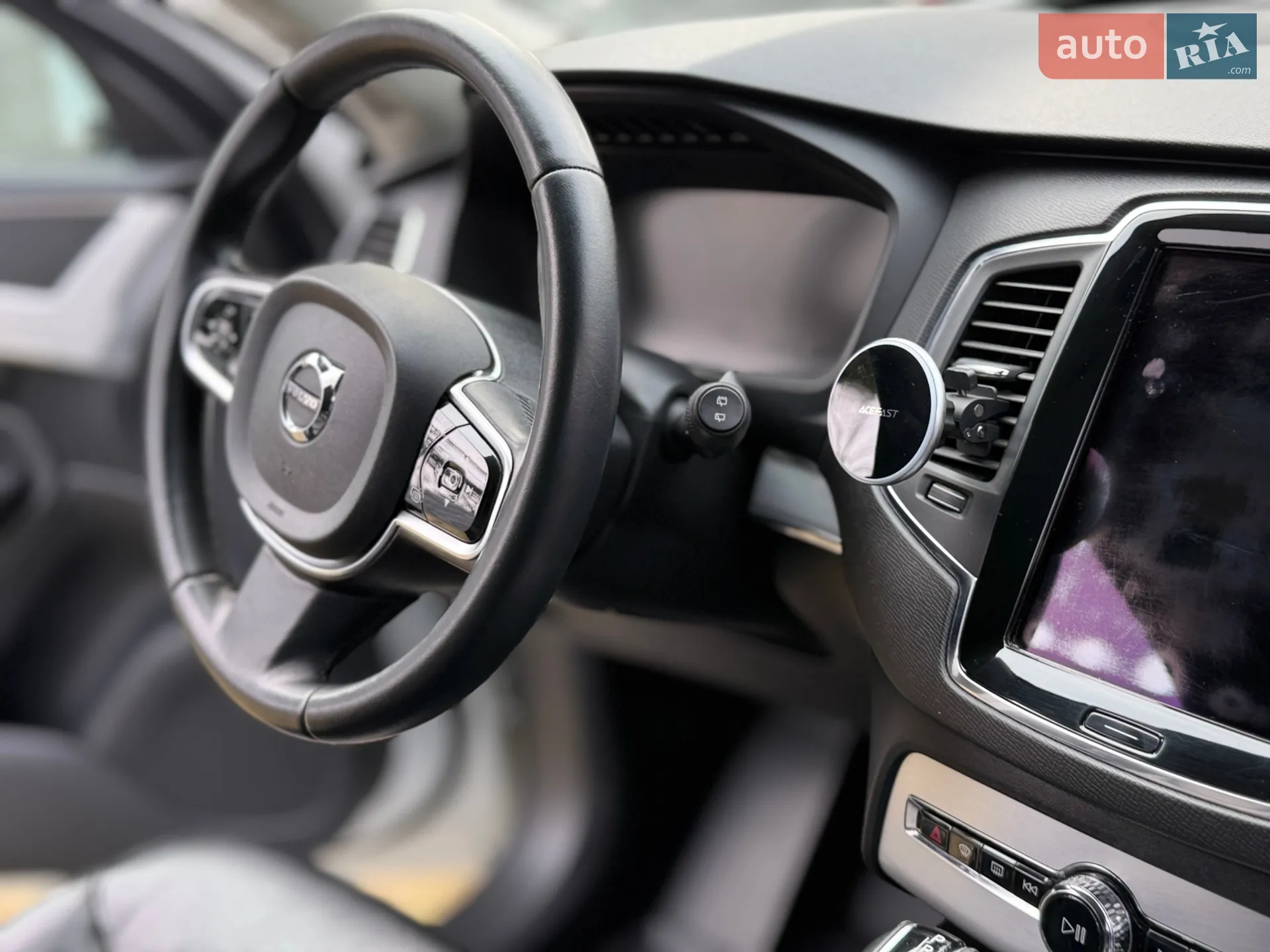 2015 Volvo XC90 - мініатюра 6