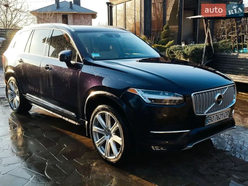 Volvo XC90