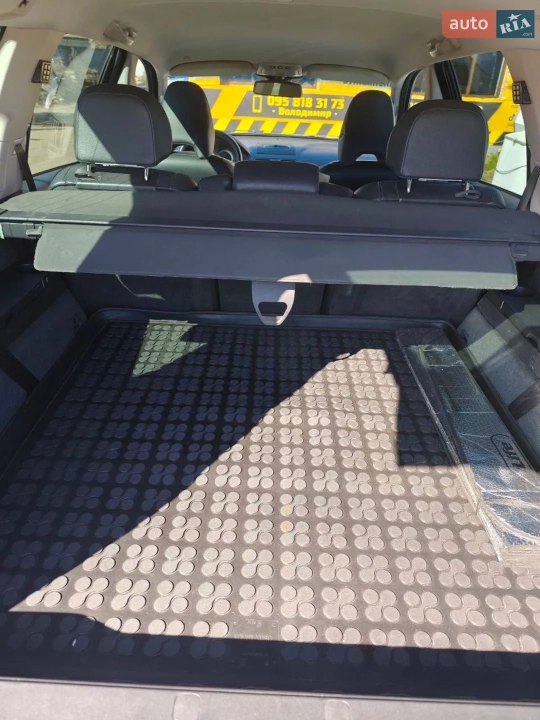 2011 Volvo XC90 - мініатюра 8