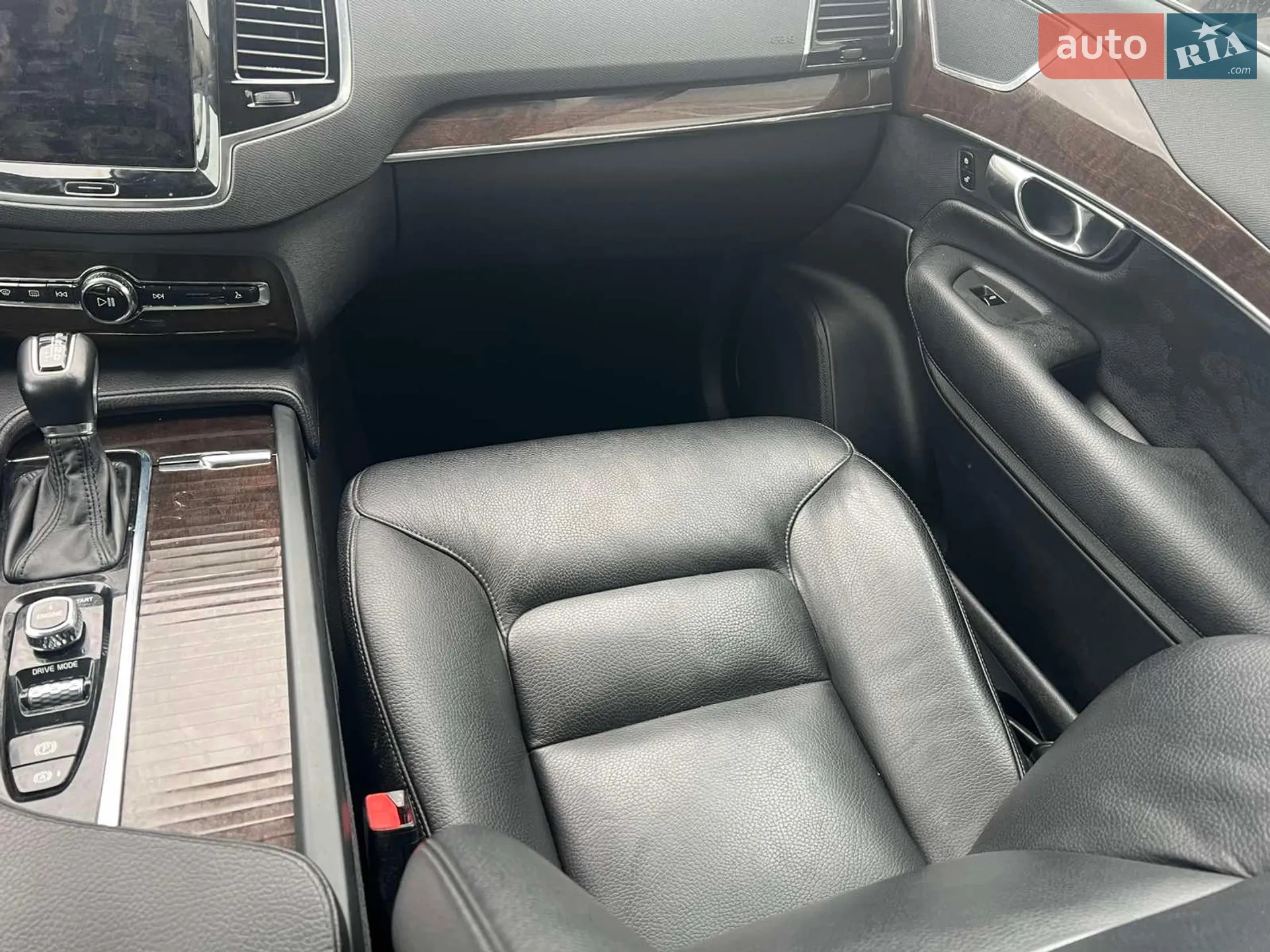 2015 Volvo XC90 - мініатюра 4