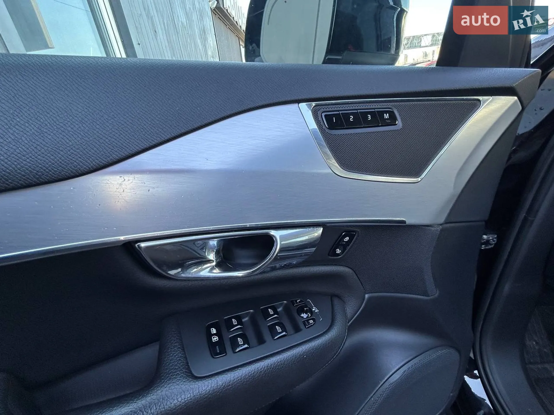 2016 Volvo XC90 - мініатюра 16