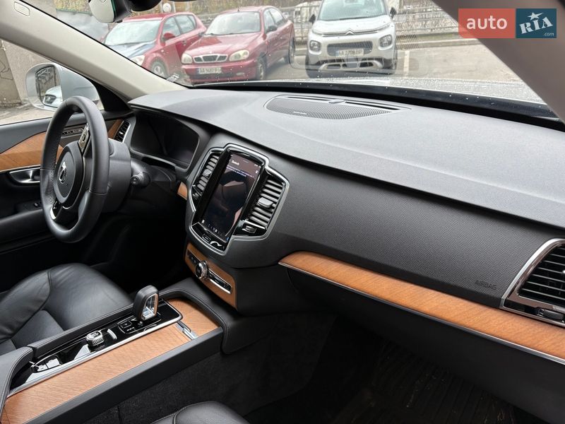 Внедорожник / Кроссовер Volvo XC90 2023 в Киеве фото 22 Внедорожник / Кроссовер Volvo XC90 2023 в Киеве