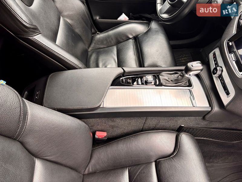 Позашляховик / Кросовер Volvo XC90 2019 в Харкові