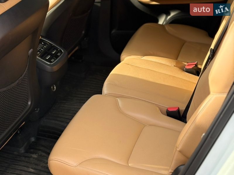 Позашляховик / Кросовер Volvo XC90 2015 в Рівному