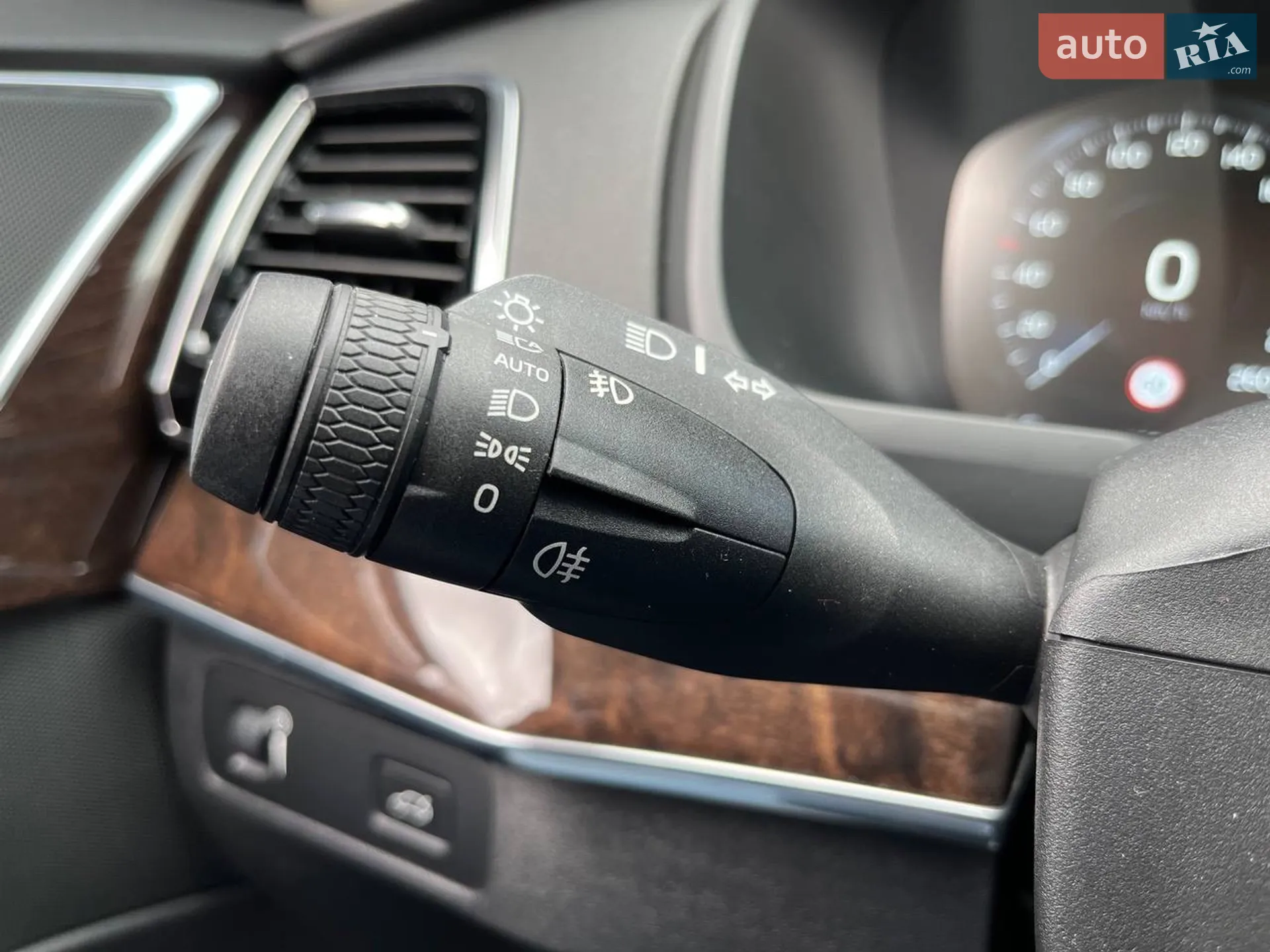 2017 Volvo XC90 - мініатюра 18