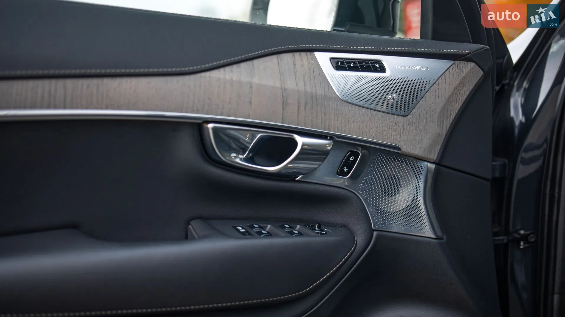 2020 Volvo XC90 - мініатюра 16