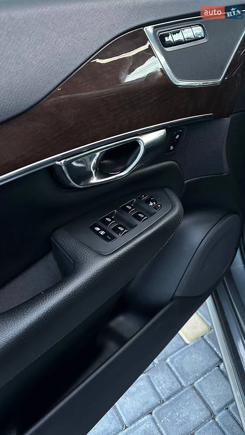 2017 Volvo XC90 - мініатюра 10