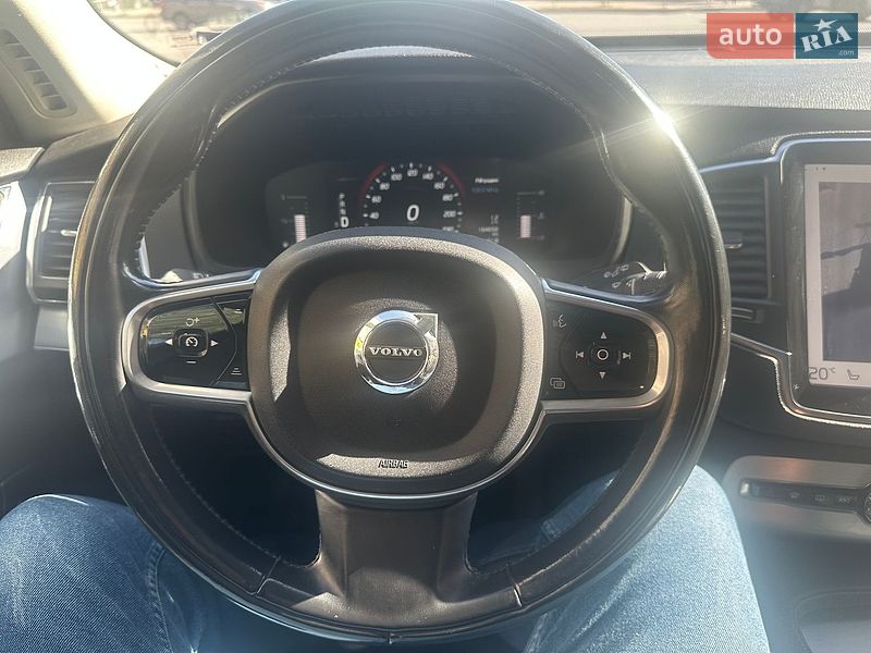 Внедорожник / Кроссовер Volvo XC90 2017 в Кривом Роге