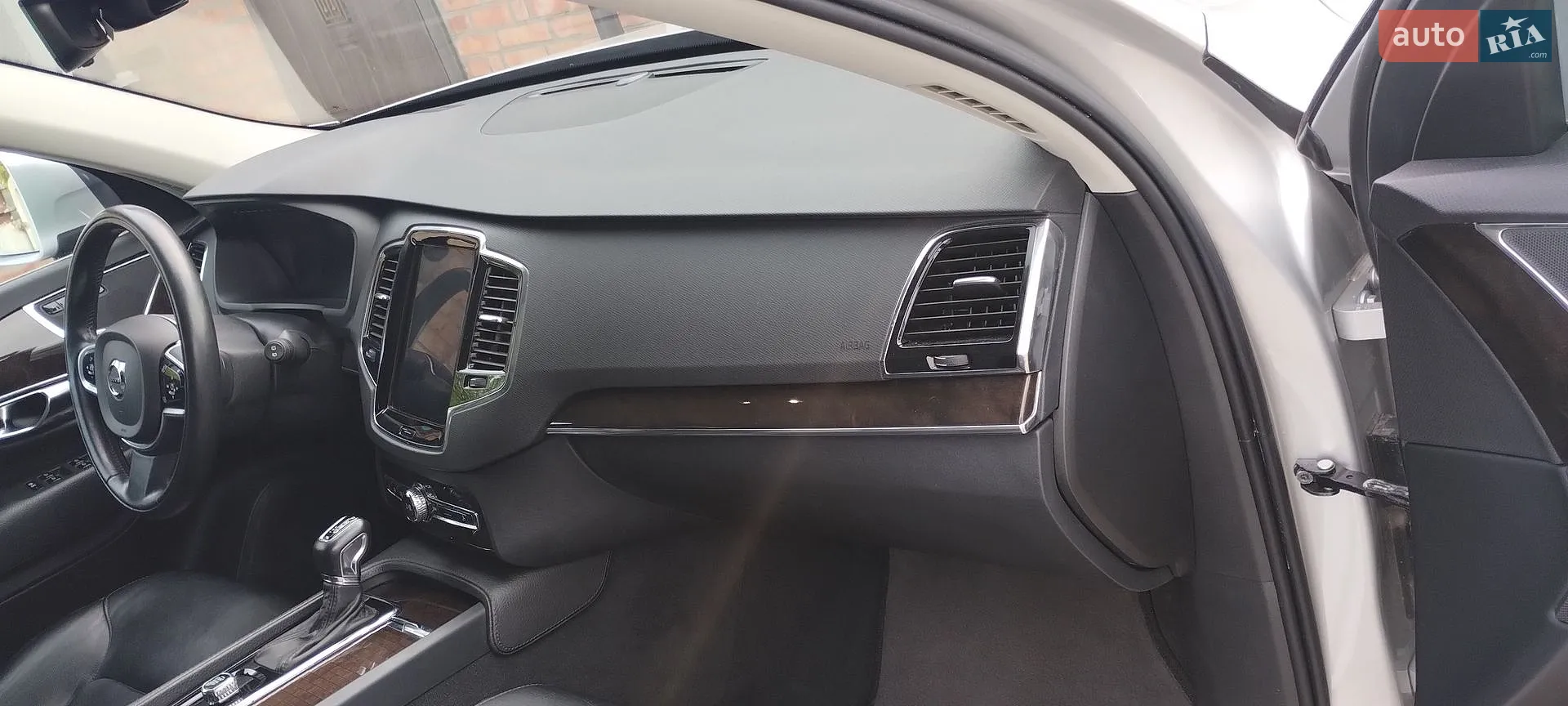2017 Volvo XC90 - мініатюра 13