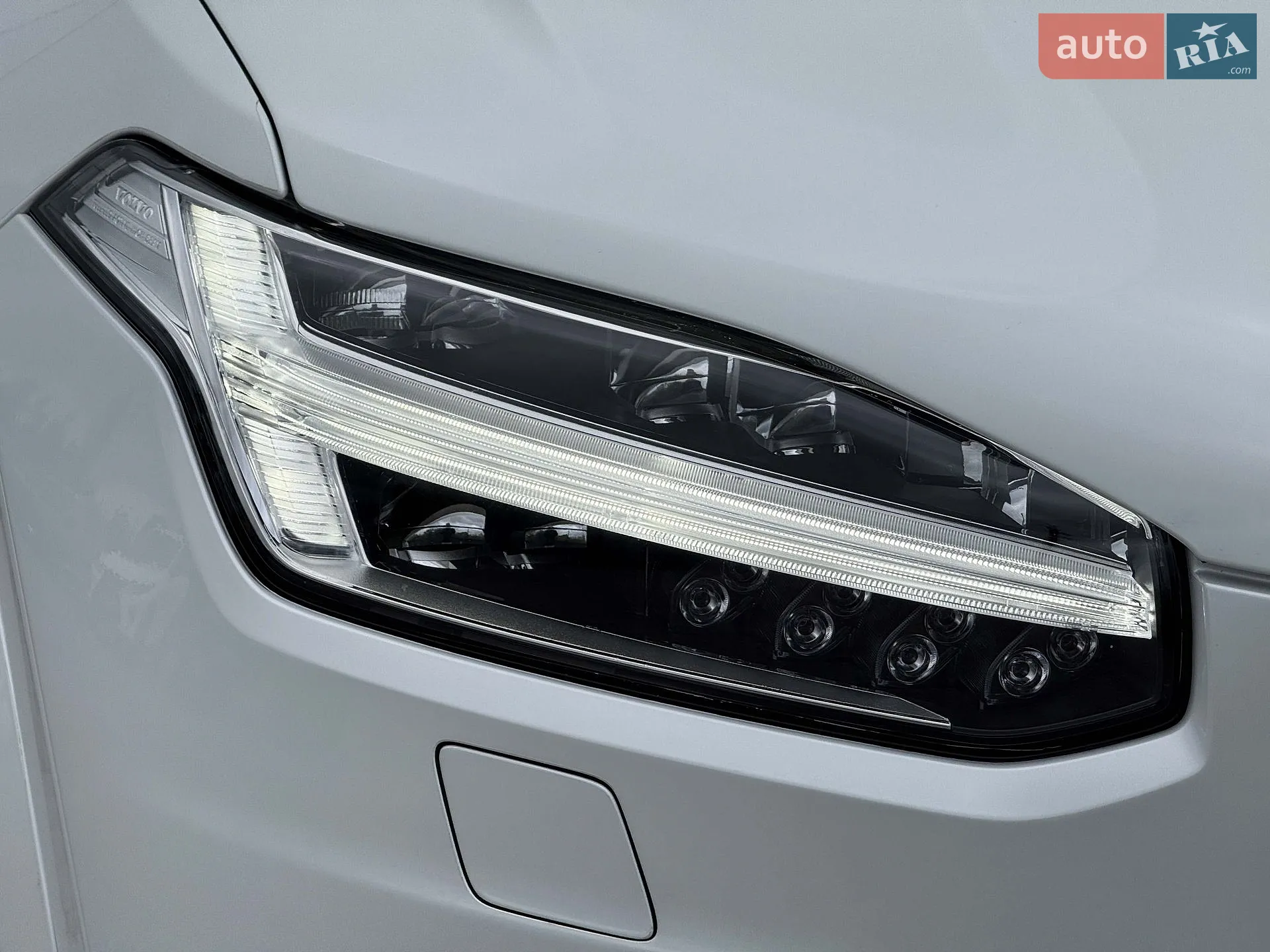2018 Volvo XC90 - мініатюра 13