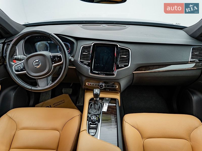 Внедорожник / Кроссовер Volvo XC90 2017 в Киеве