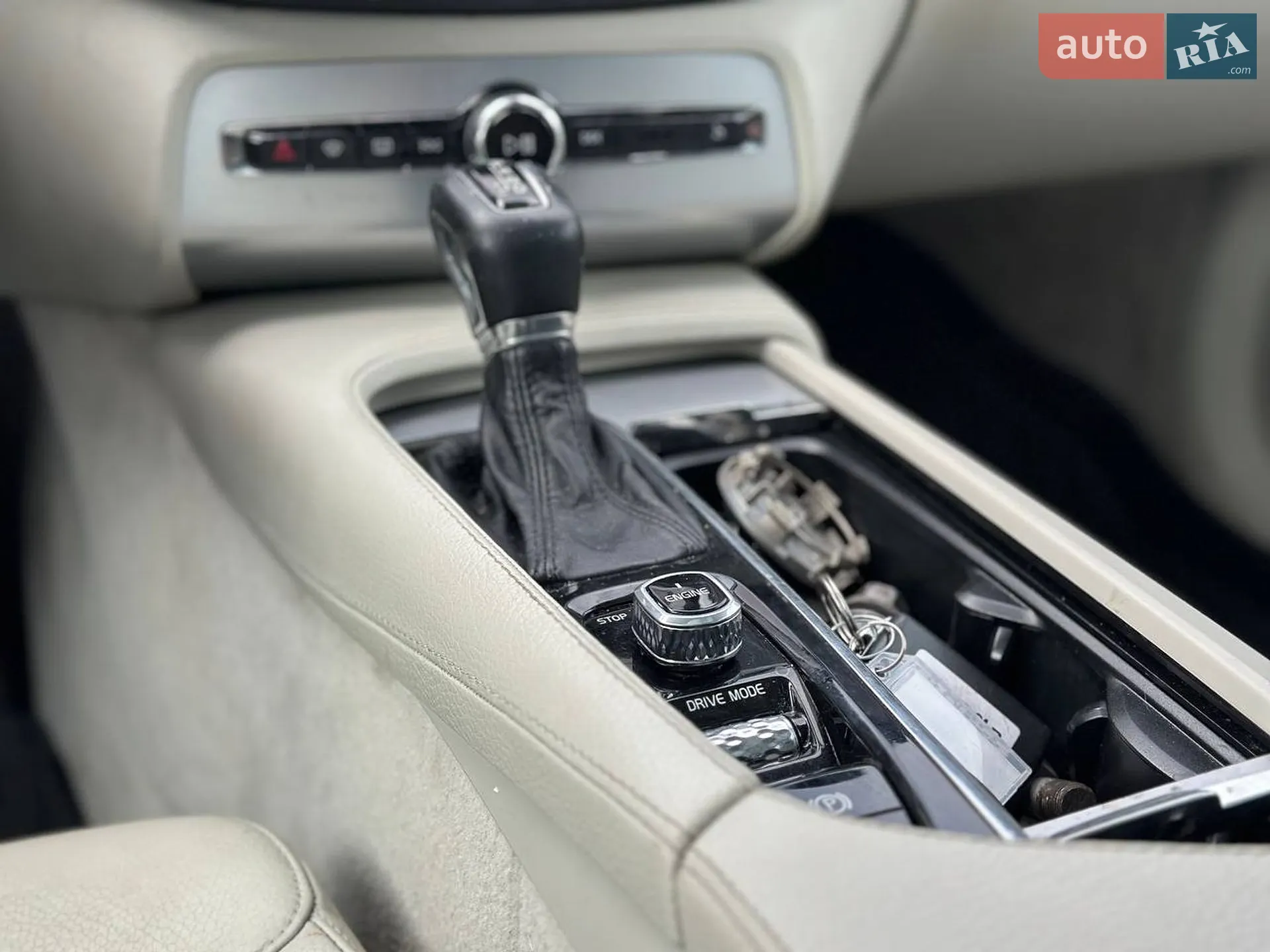 2016 Volvo XC90 - мініатюра 11