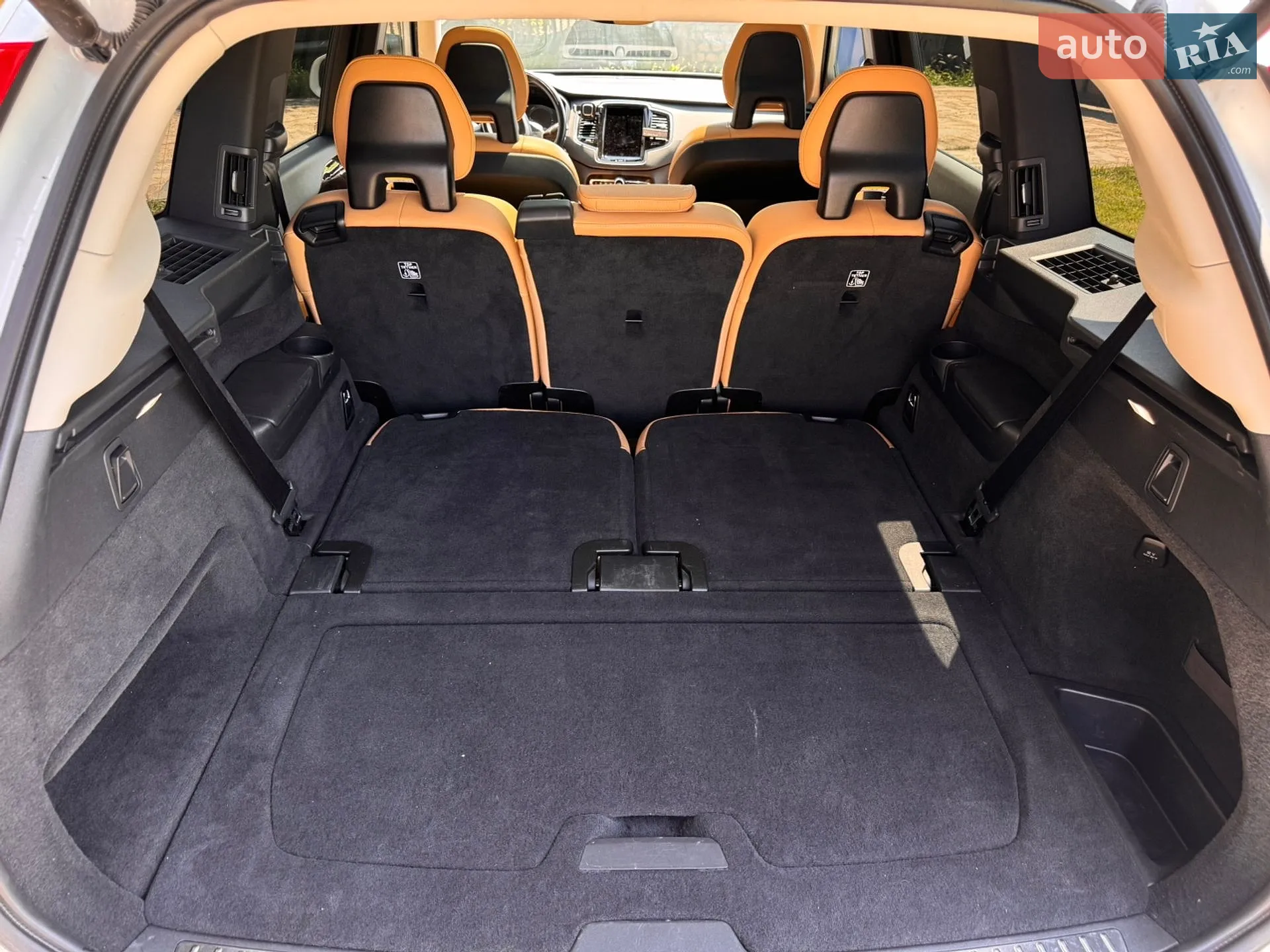 2015 Volvo XC90 - мініатюра 16