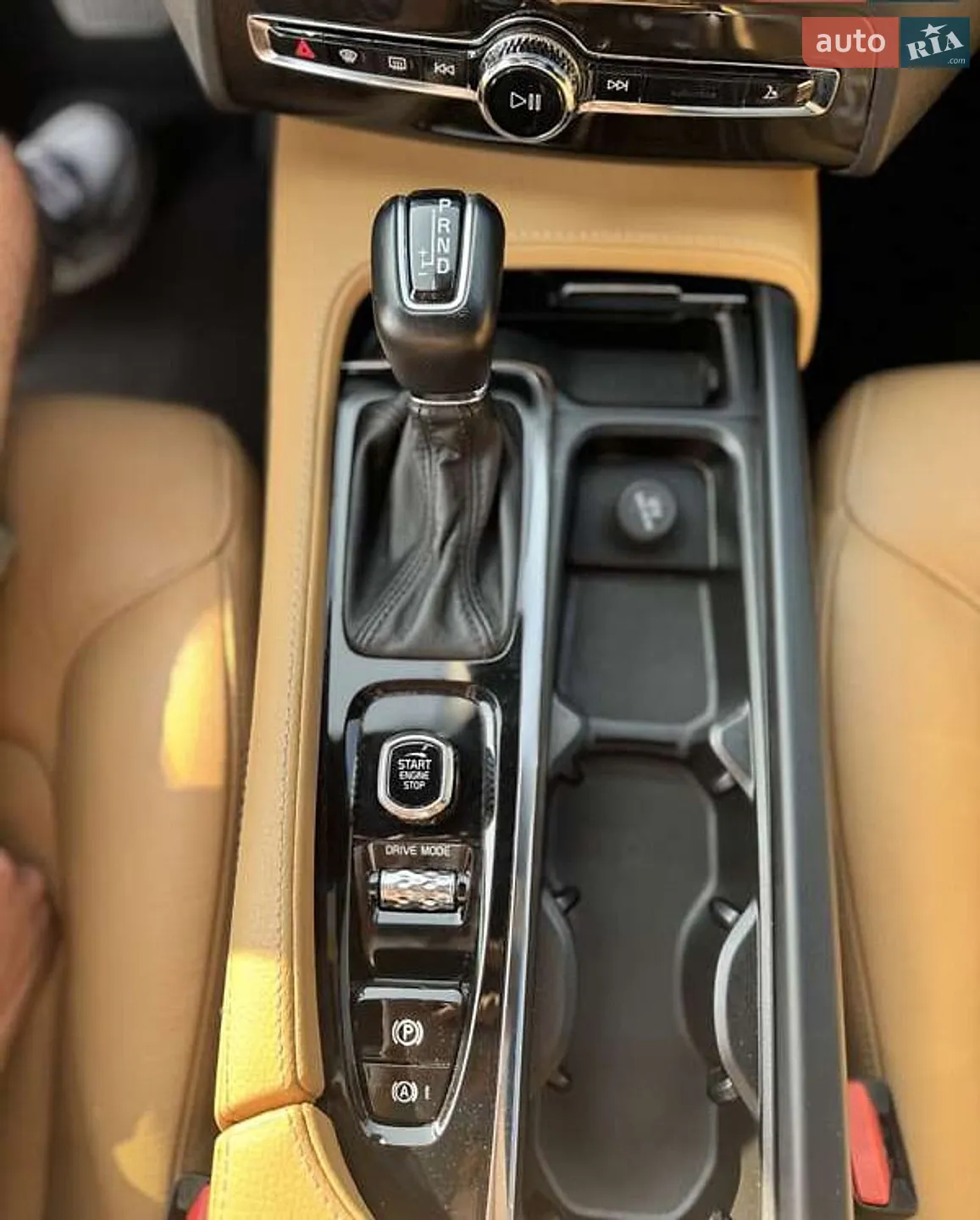 2017 Volvo XC90 - мініатюра 23
