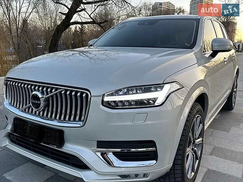 Volvo XC90