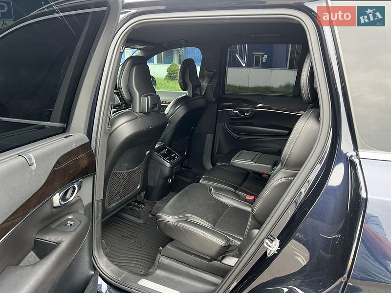 Внедорожник / Кроссовер Volvo XC90 2017 в Киеве
