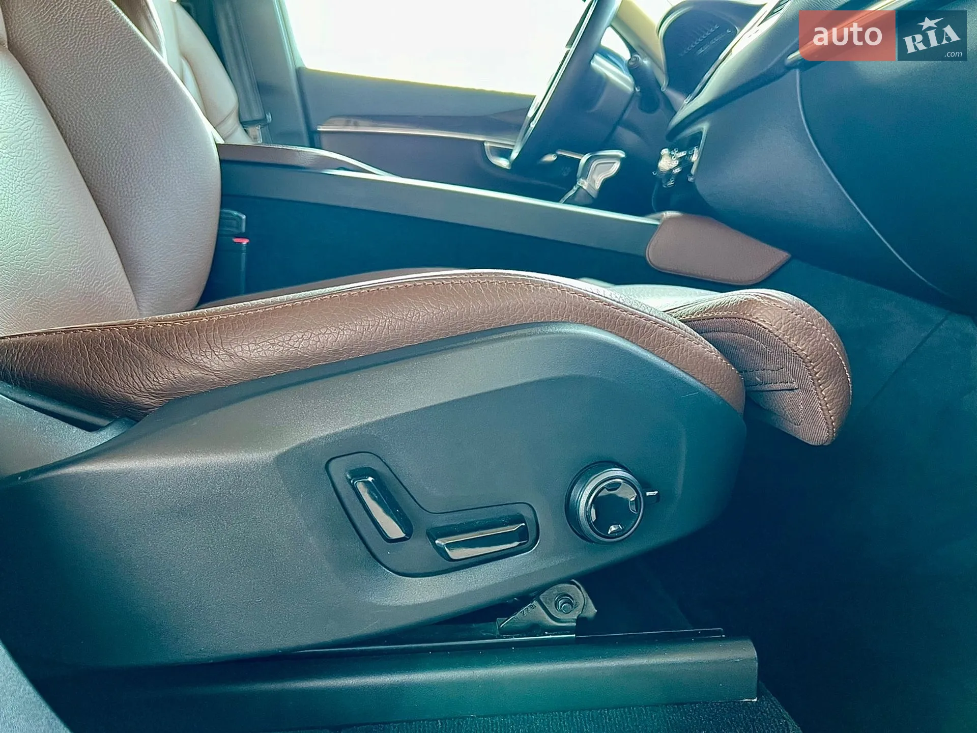 2018 Volvo XC90 - мініатюра 43