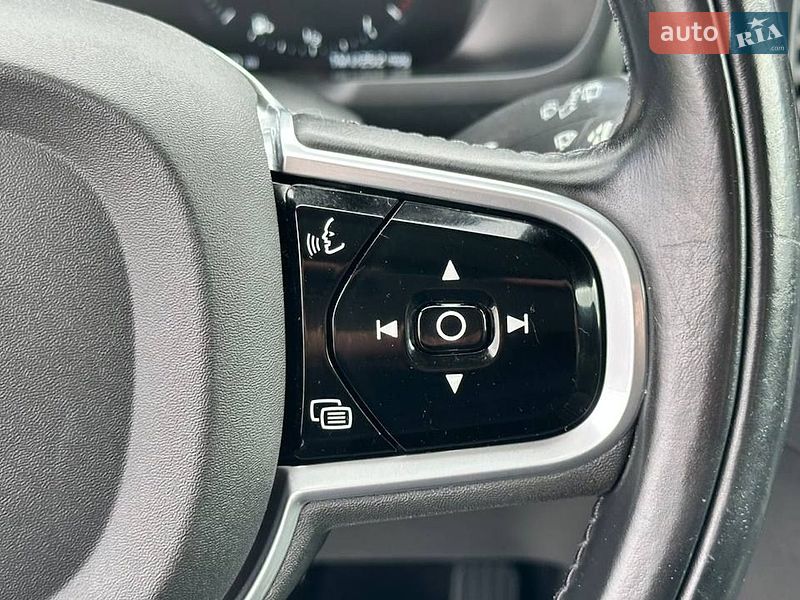 Внедорожник / Кроссовер Volvo XC90 2017 в Луцке