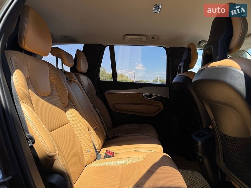 Позашляховик / Кросовер Volvo XC90 2016 в Рівному