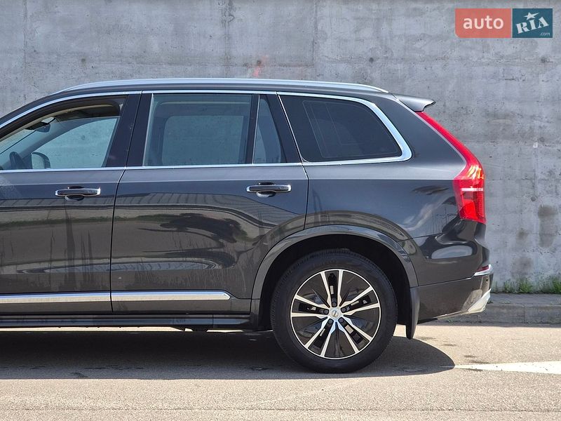 Внедорожник / Кроссовер Volvo XC90 2019 в Киеве