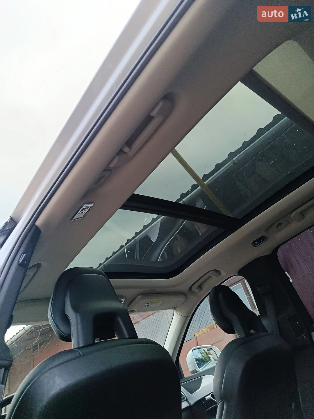 2016 Volvo XC90 - мініатюра 16