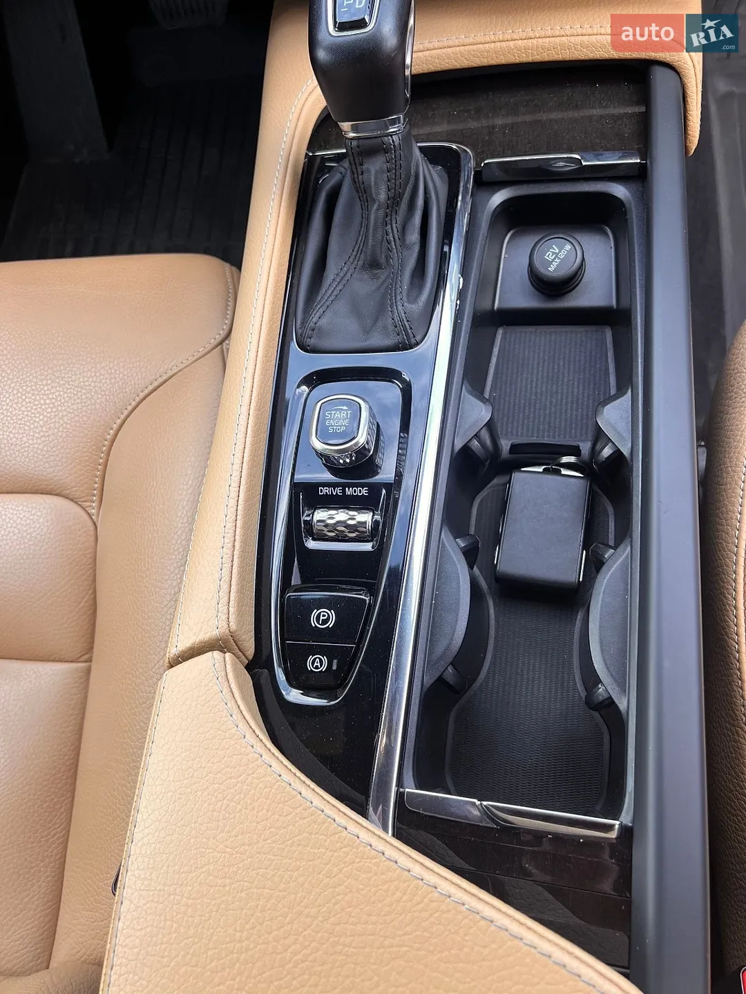 2017 Volvo XC90 - мініатюра 13