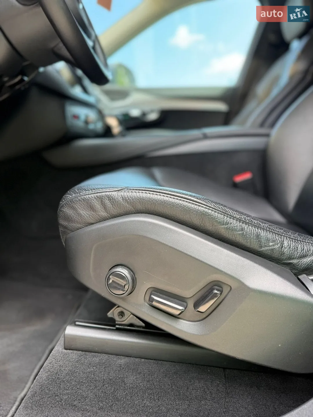 2019 Volvo XC90 - мініатюра 25