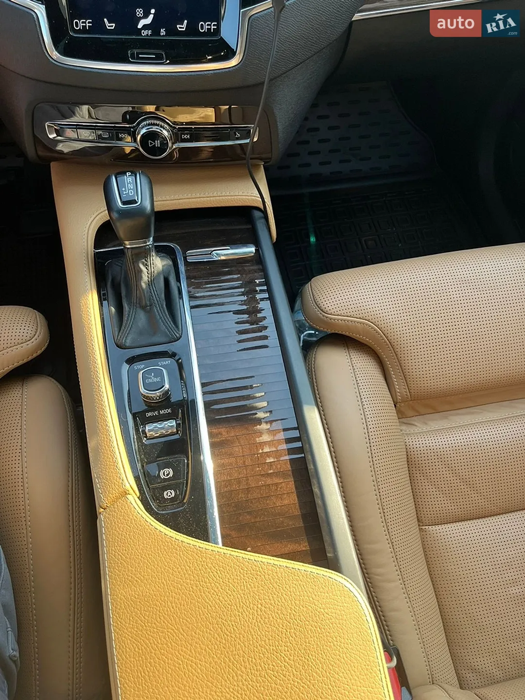 2015 Volvo XC90 - мініатюра 26
