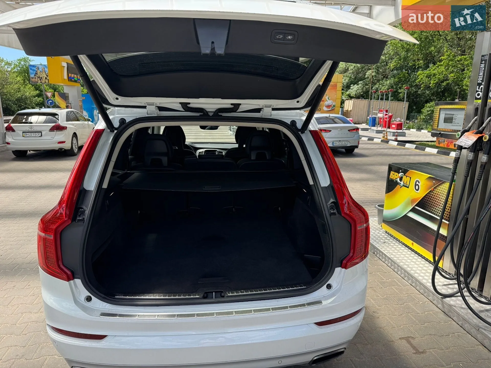 2016 Volvo XC90 - мініатюра 7