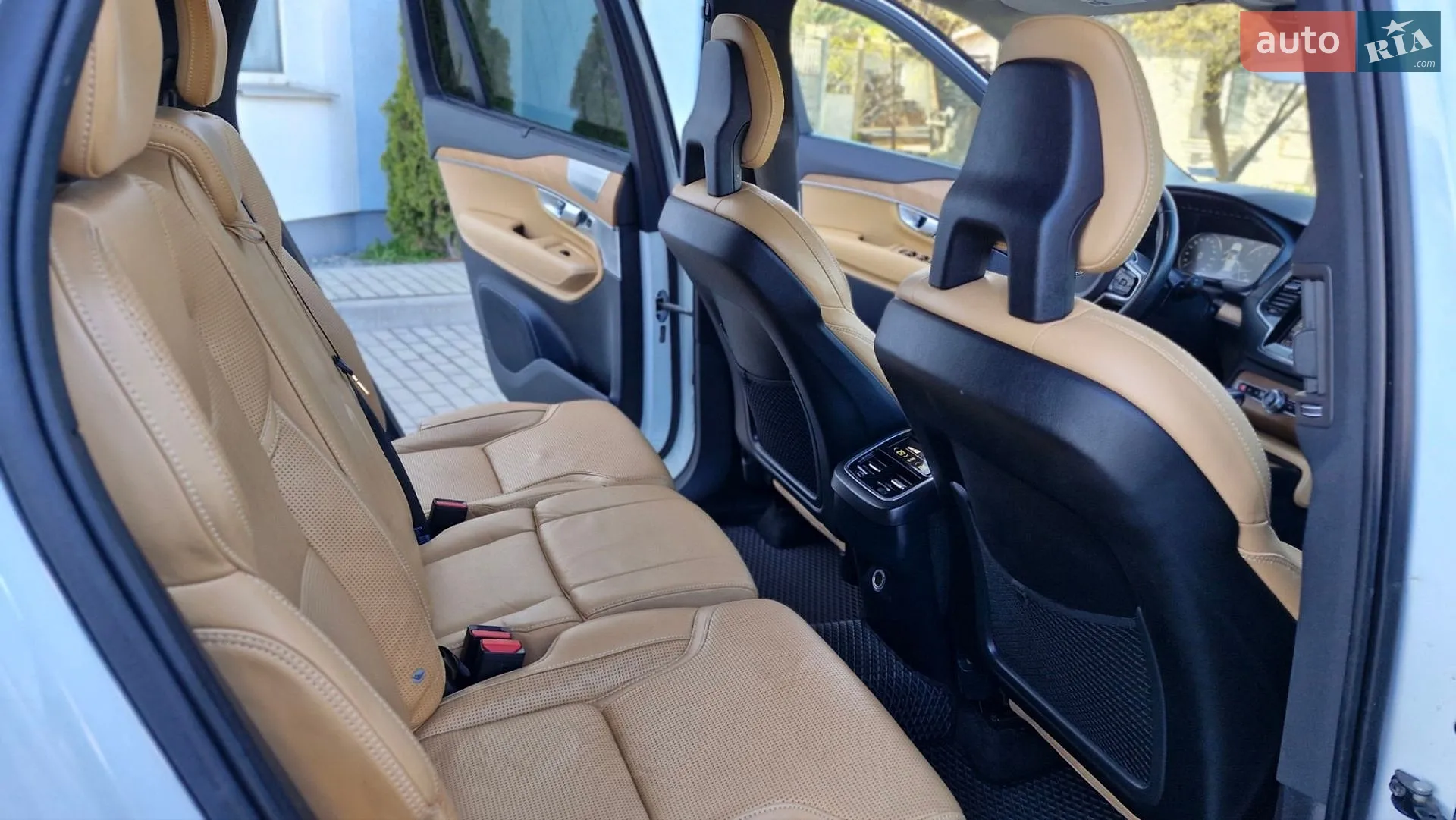 2015 Volvo XC90 - мініатюра 16