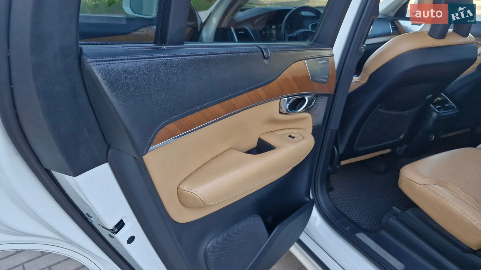 2015 Volvo XC90 - мініатюра 19