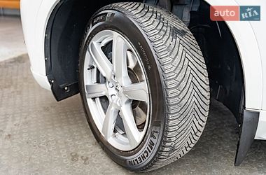 Внедорожник / Кроссовер Volvo XC90 2019 в Киеве